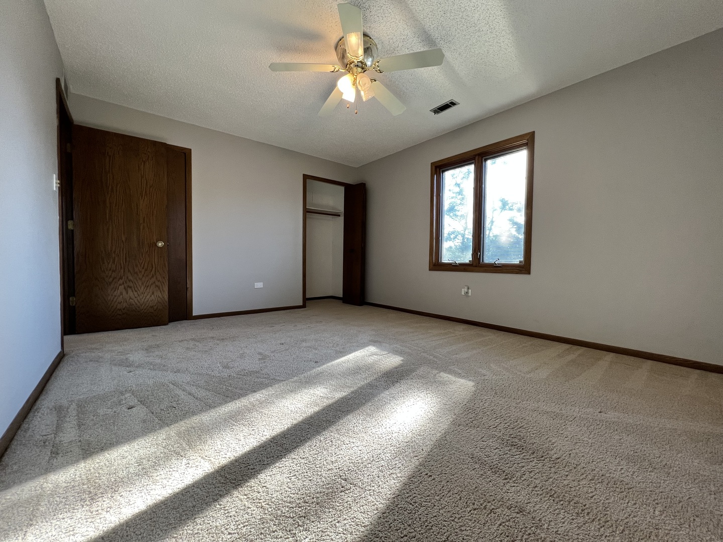 15514 Orlan Brook Drive #243, Orland Park, IL 60462