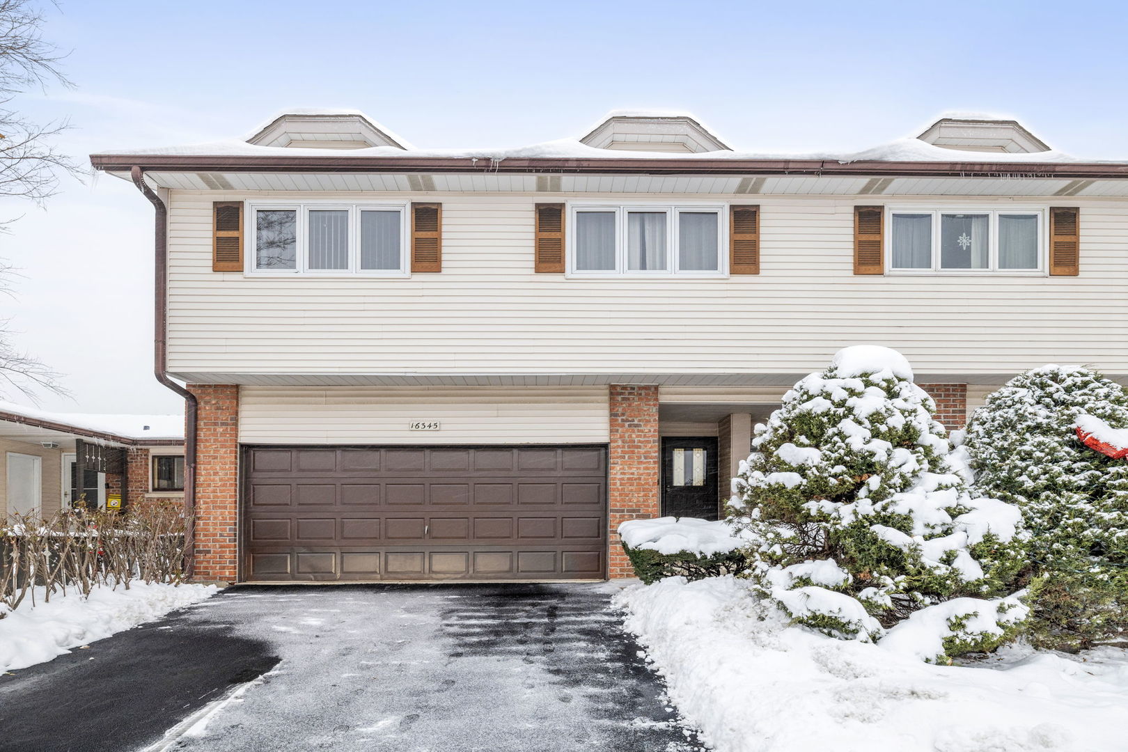 16345 Brementowne Drive, Tinley Park, IL 60477