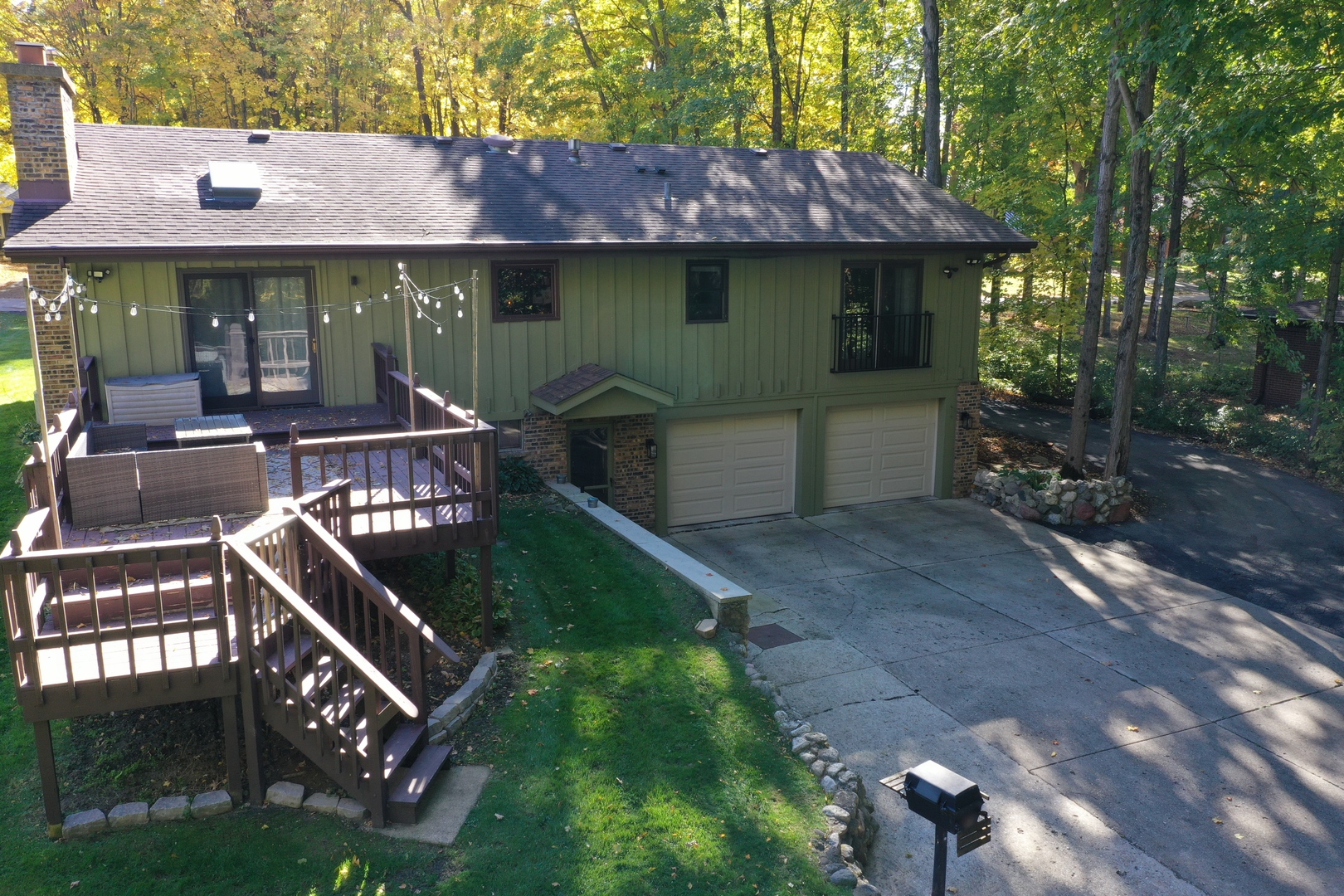 2S924 Shagbark Drive, Batavia, IL 60510