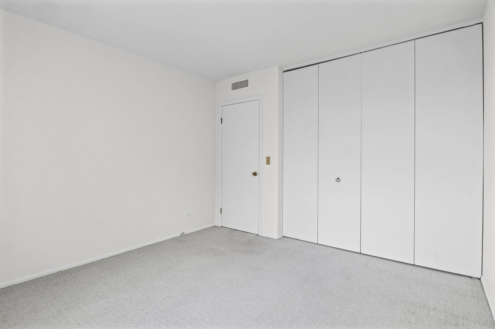 850 Wellington Avenue #311, Elk Grove Village, IL 60007