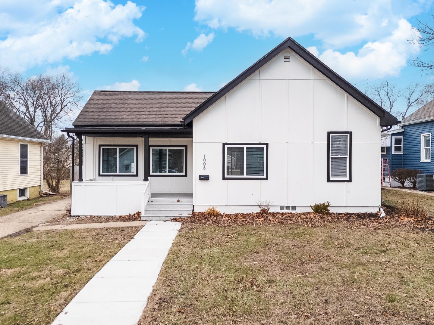 1006 N Morris Avenue, Bloomington, IL 61701
