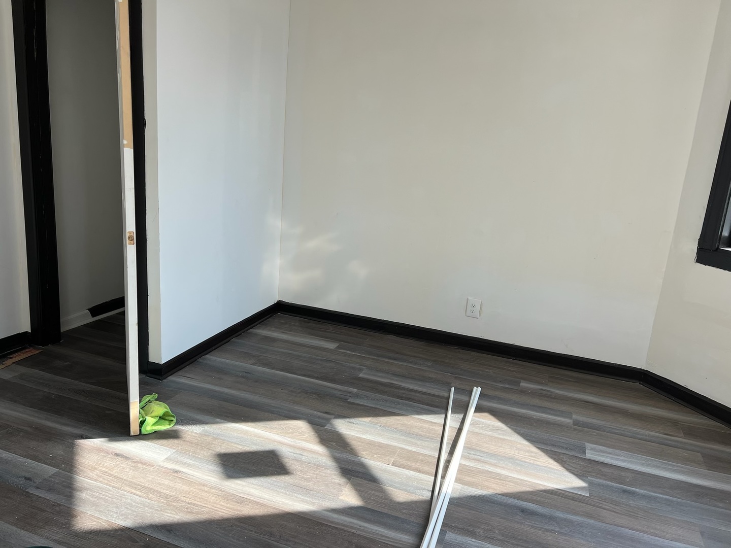 7431 S Saint Lawrence Avenue, Chicago, IL 60619