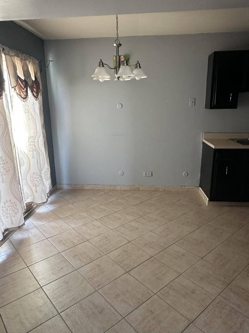 Hoffman Estates, IL 60169