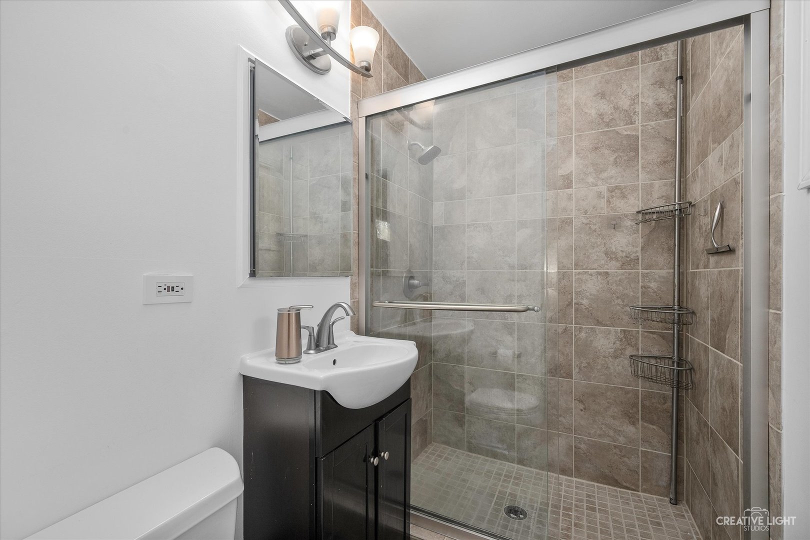 565 Morgan Lane, Hoffman Estates, IL 60169