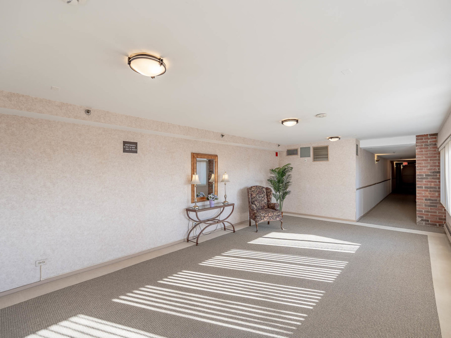 3050 Pheasant Creek Drive #407, Northbrook, IL 60062