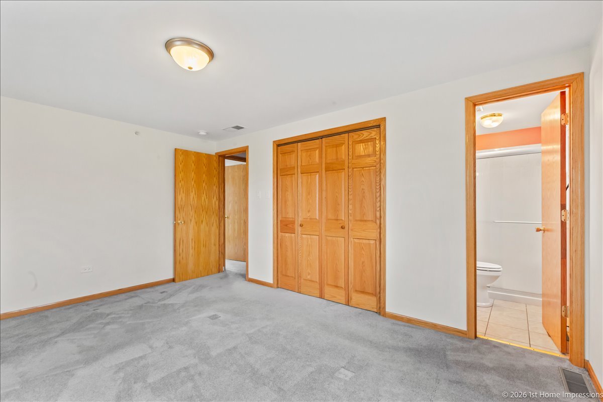 8305 S 85th Court, Hickory Hills, IL 60457