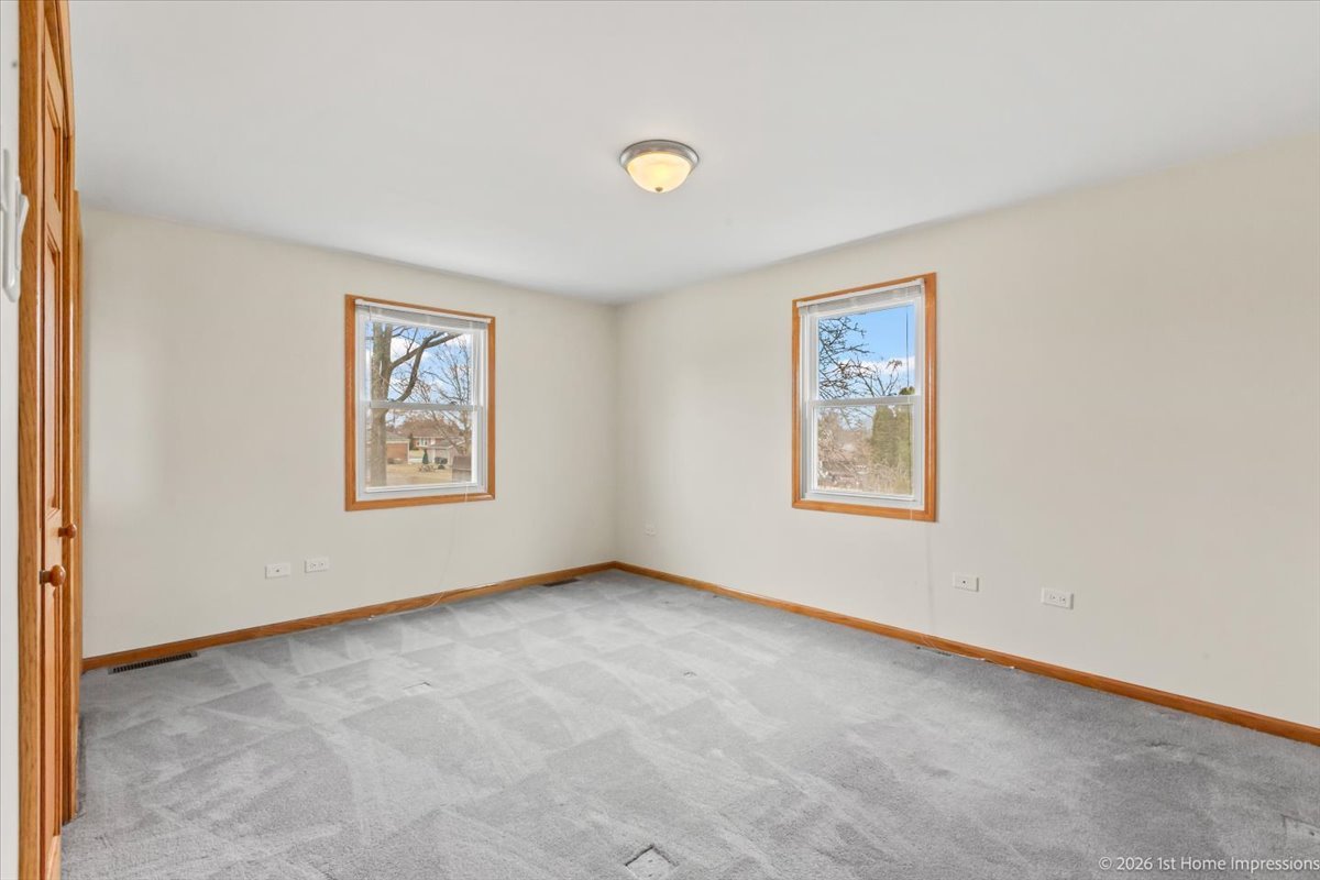 8305 S 85th Court, Hickory Hills, IL 60457