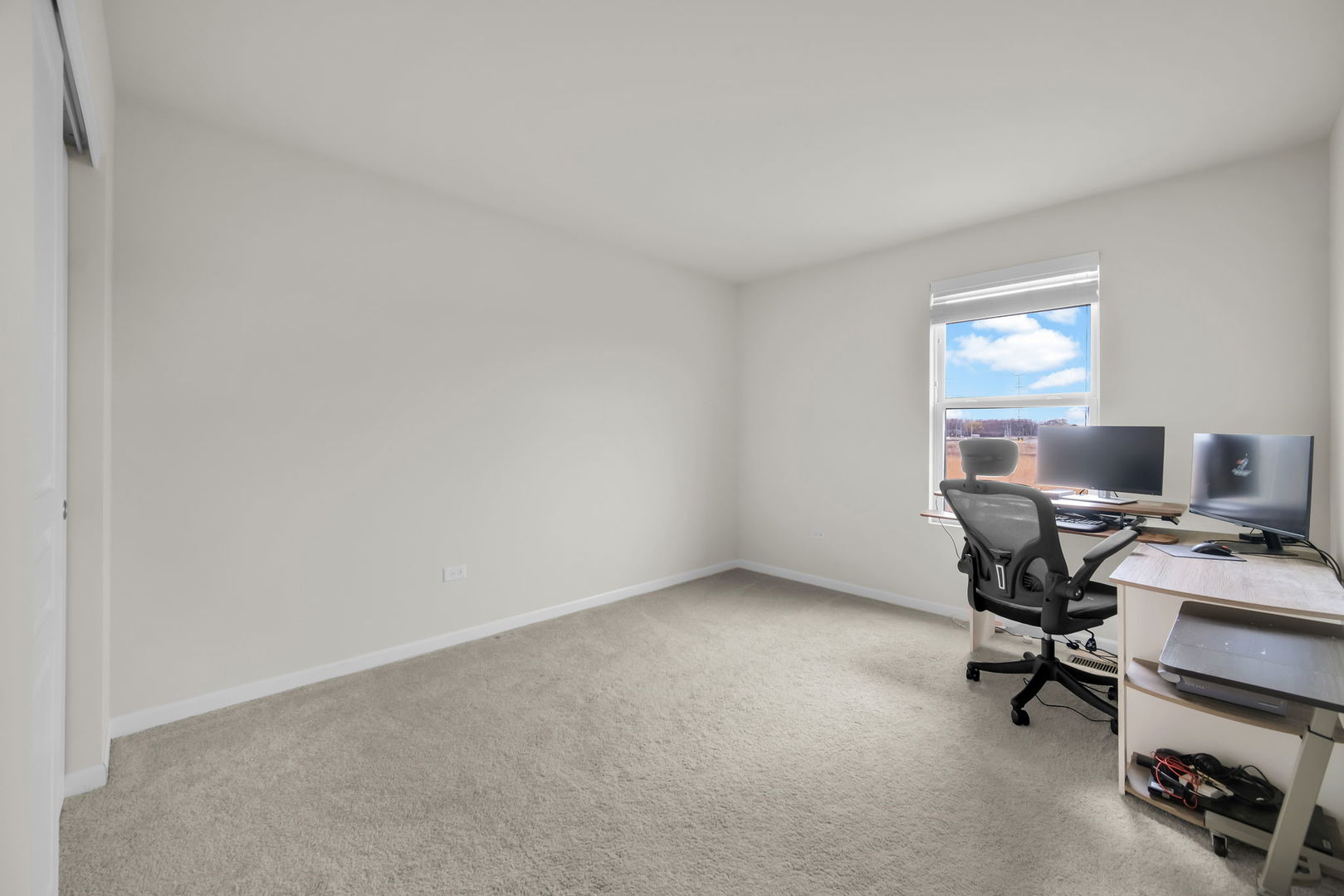 4255 FRASER Circle, Naperville, IL 60564