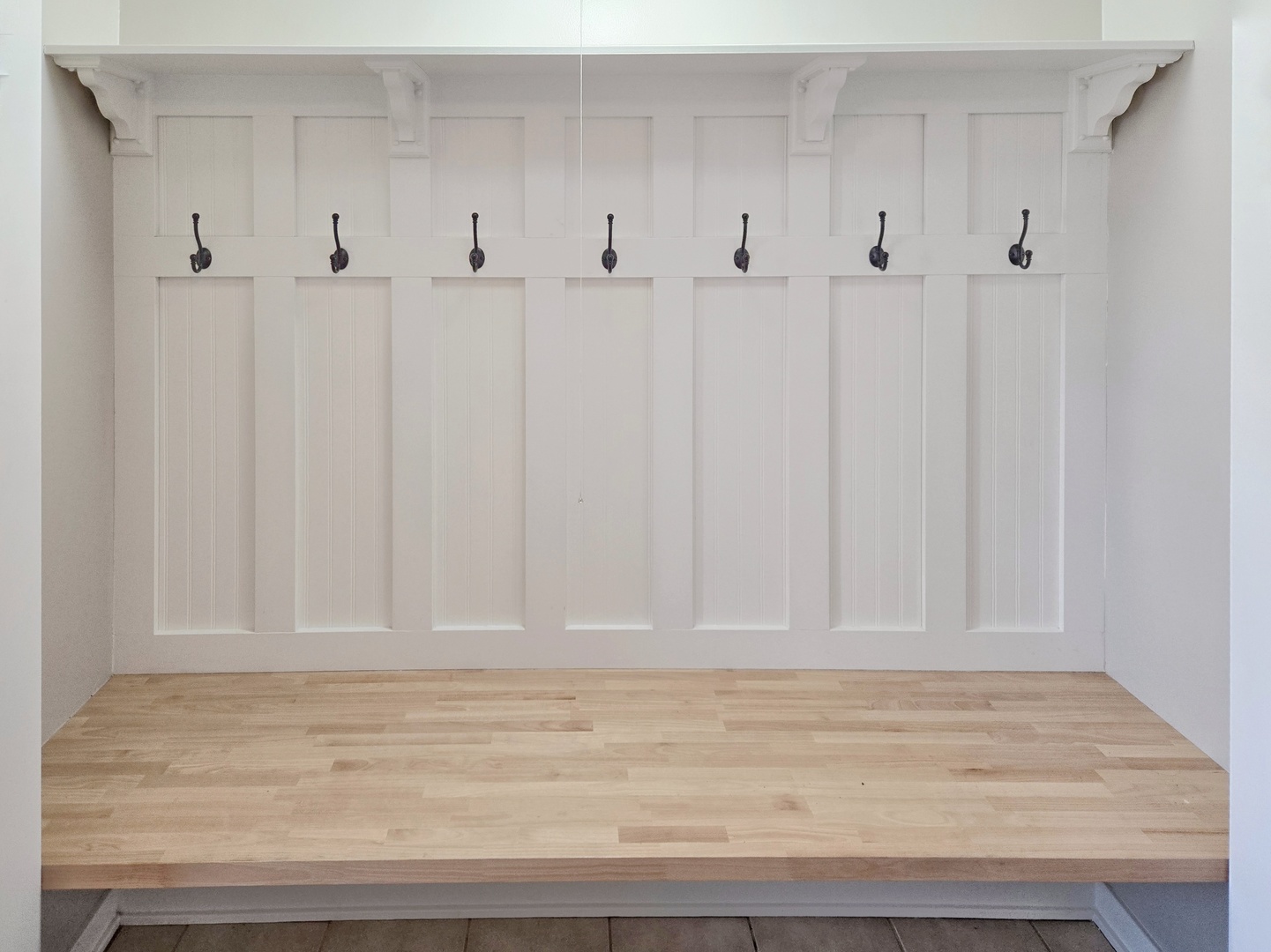 15251 Colina Avenue, Oak Forest, IL 60452