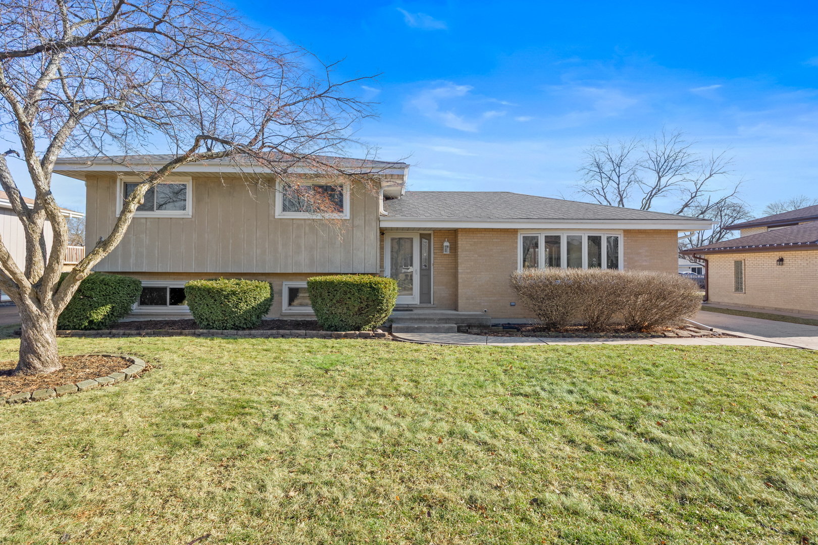 513 S Princeton Avenue, Itasca, IL 60143