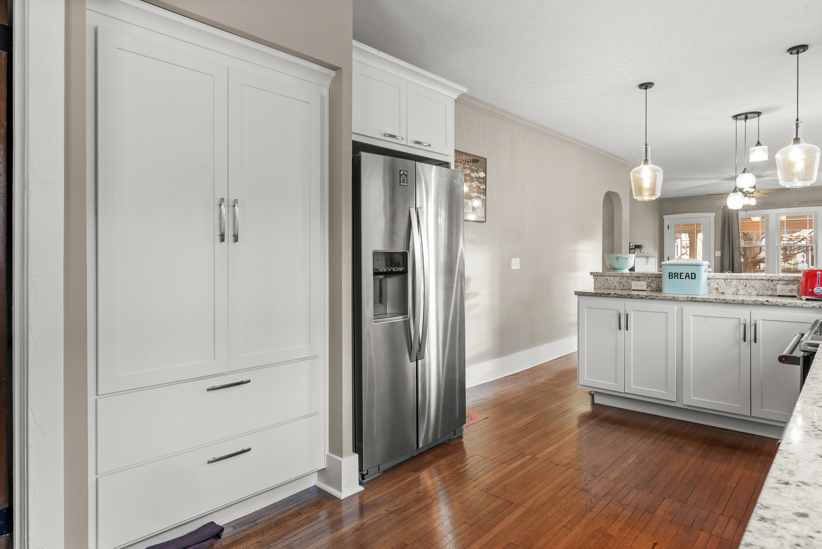 1906 E Taylor Street, Bloomington, IL 61701