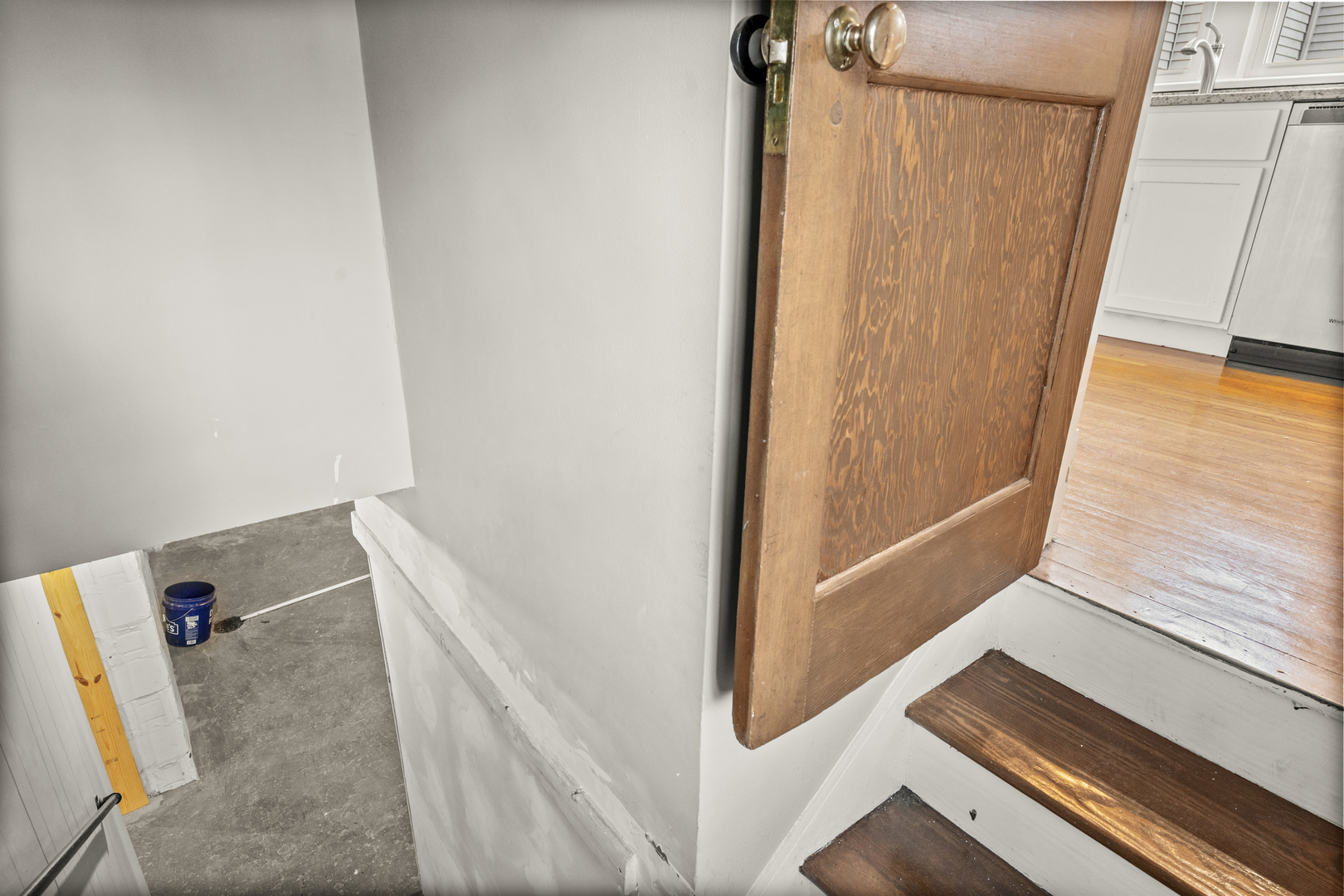 1906 E Taylor Street, Bloomington, IL 61701