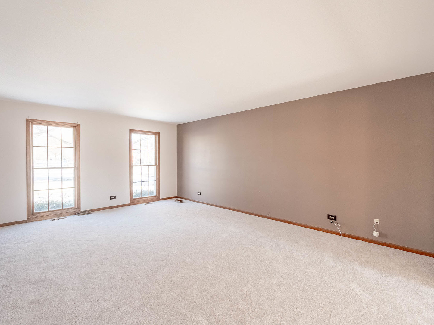 839 Mt Vernon Court, Naperville, IL 60563