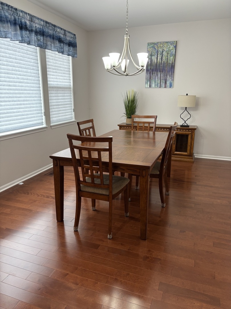 21406 Mays Lake Drive, Crest Hill, IL 60403