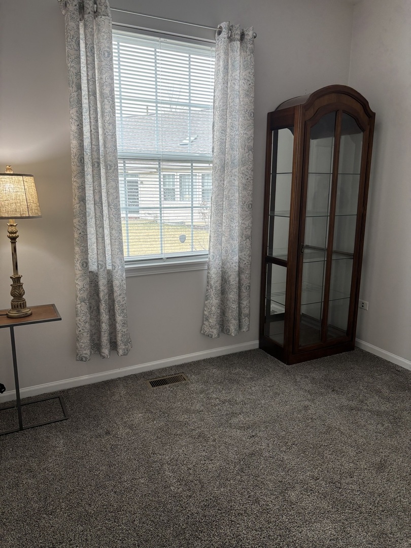 21406 Mays Lake Drive, Crest Hill, IL 60403