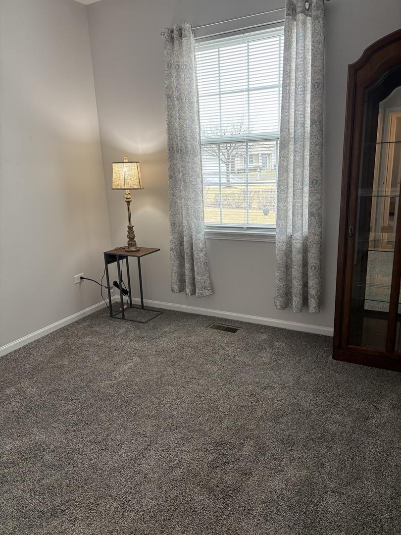 21406 Mays Lake Drive, Crest Hill, IL 60403