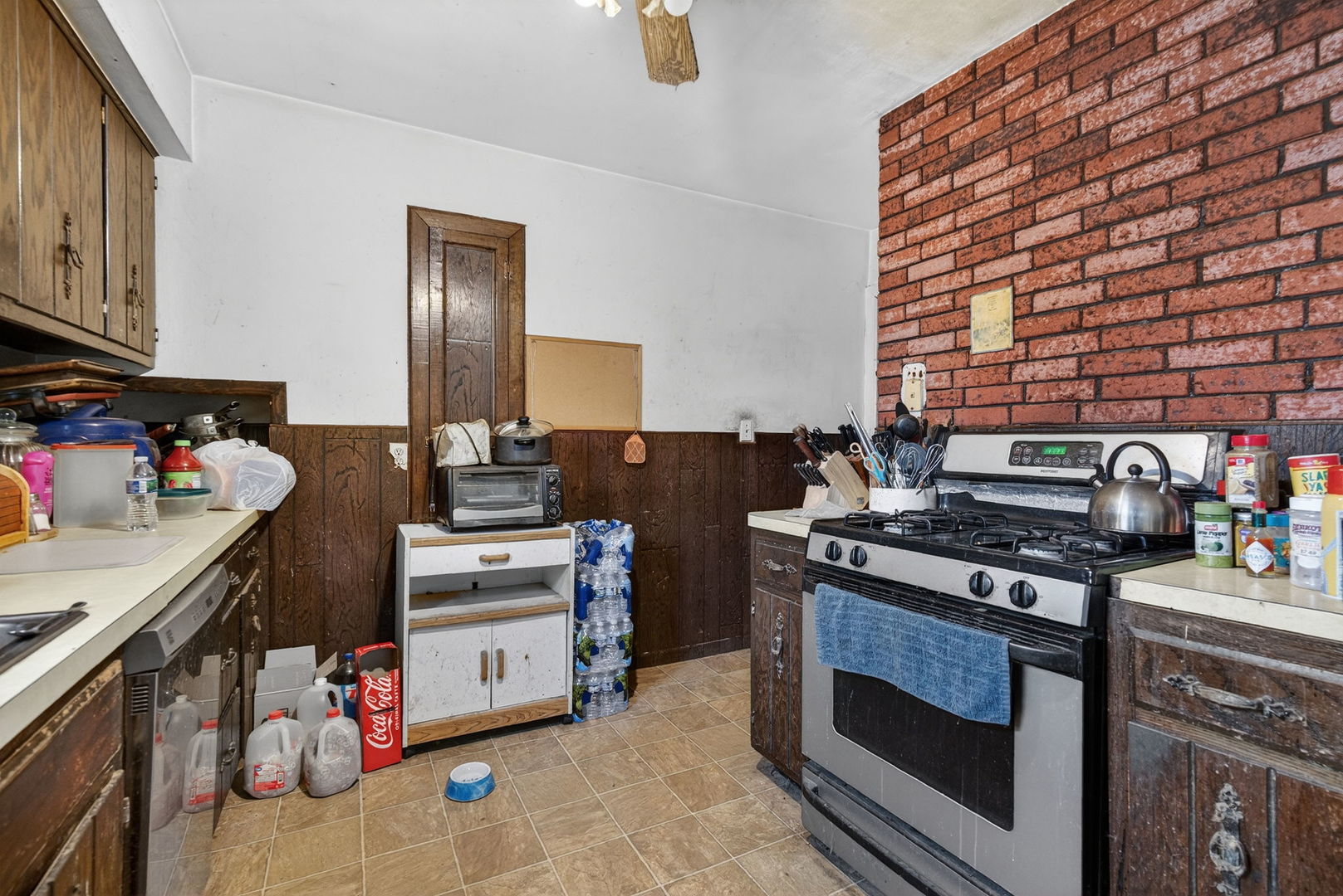 136 W 18th Street, Lockport, IL 60441