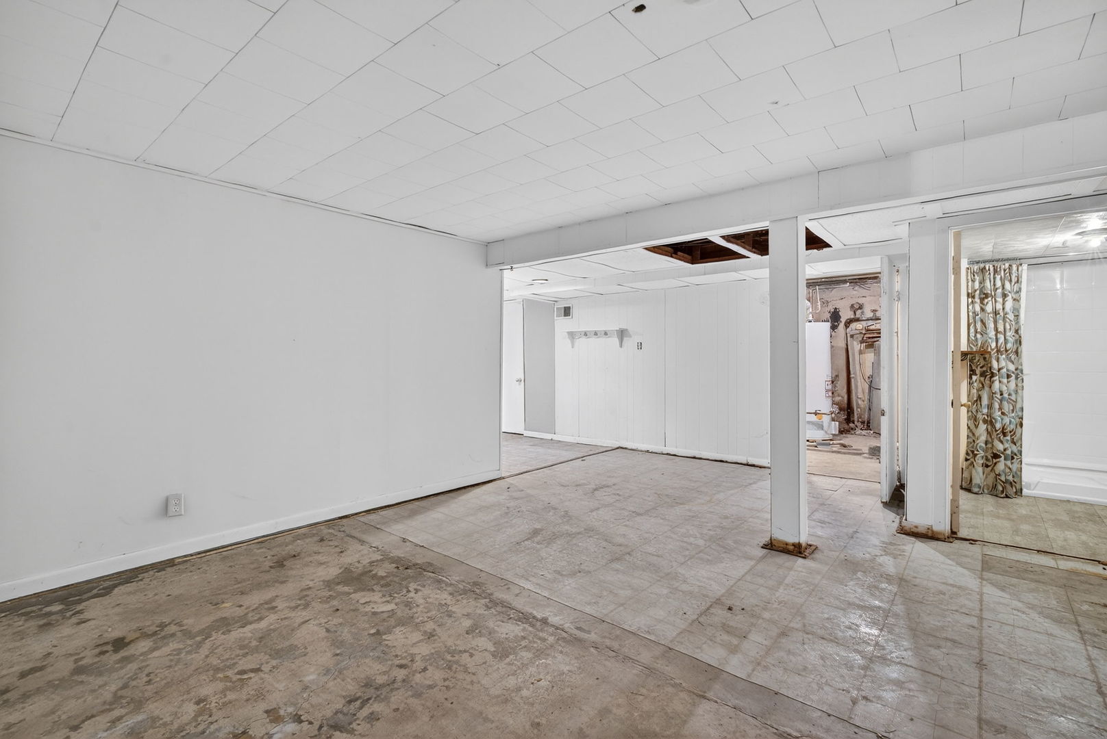 136 W 18th Street, Lockport, IL 60441