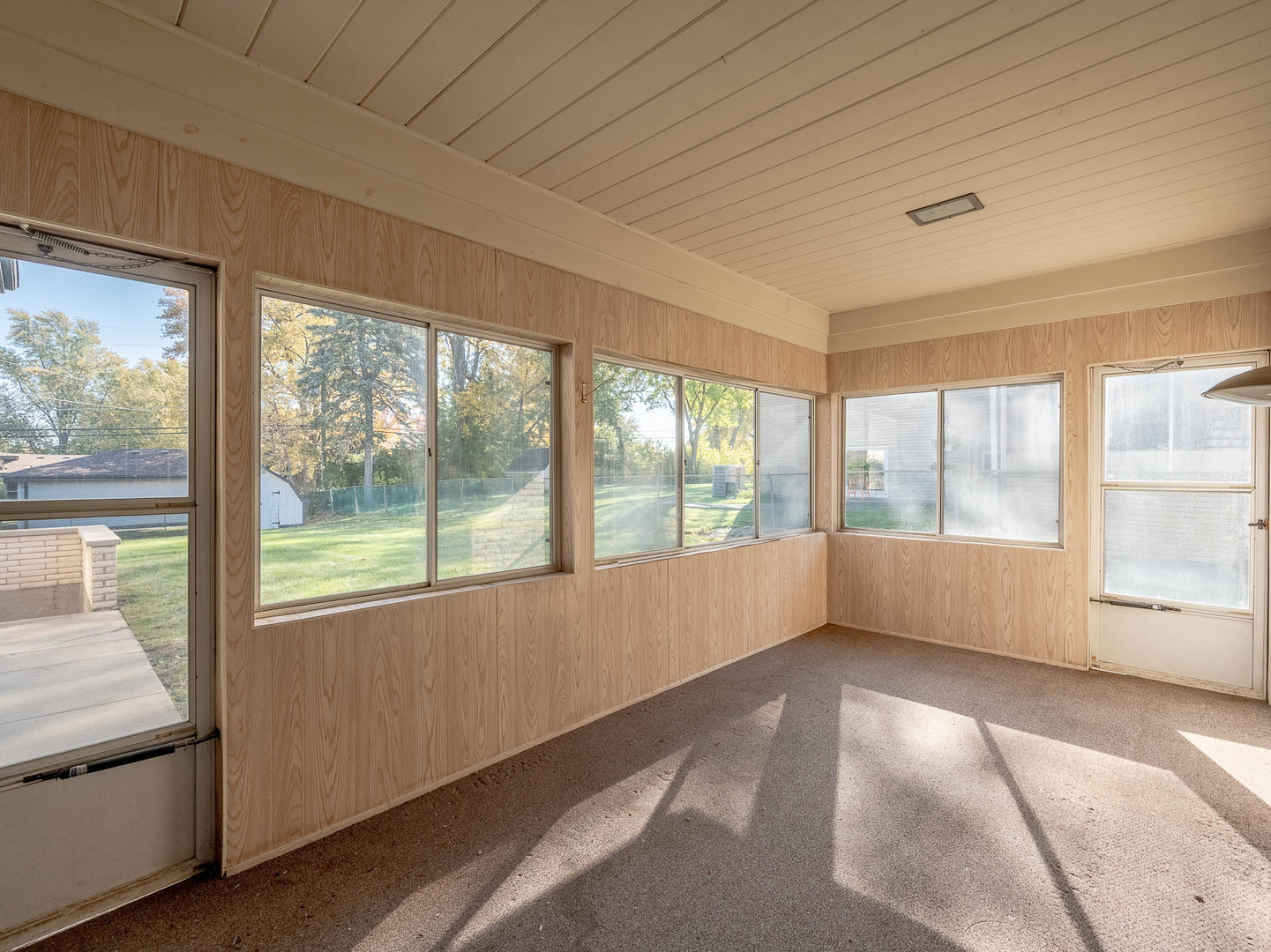 12443 S McVickers Avenue, Palos Heights, IL 60463