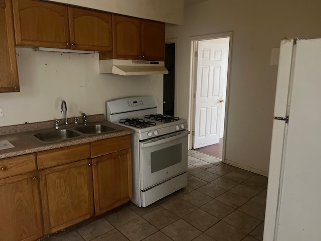 11807 S Peoria Street, Chicago, IL 60643