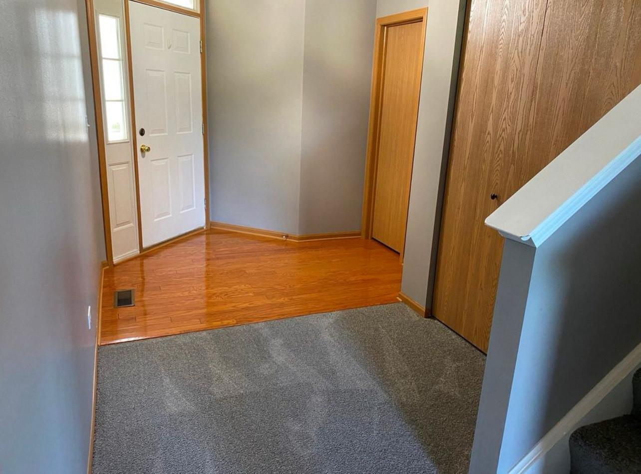 16446 Newcastle Way, Lockport, IL 60441