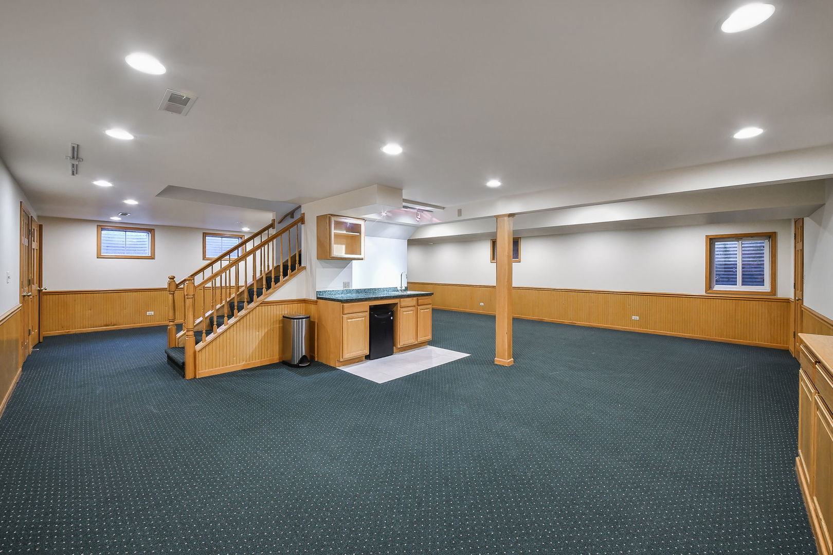 825 Biltmore Court, Naperville, IL 60563