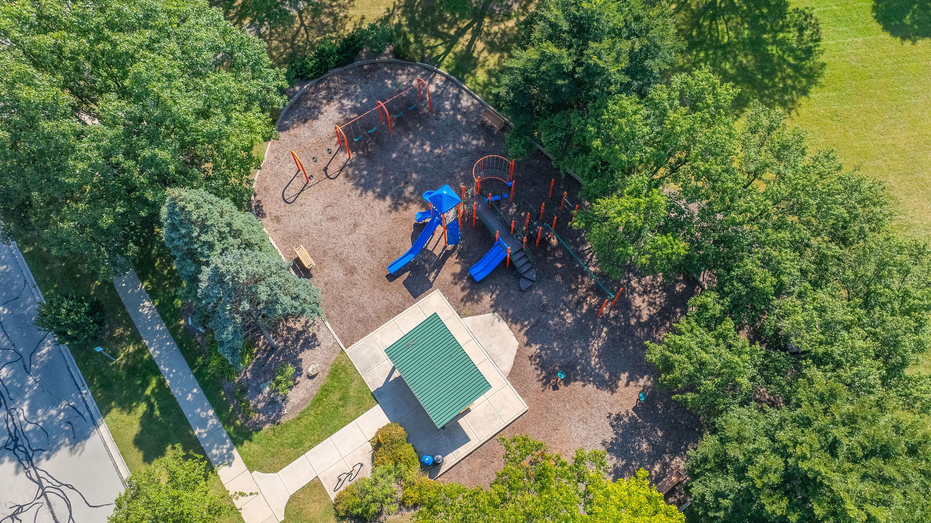 825 Biltmore Court, Naperville, IL 60563