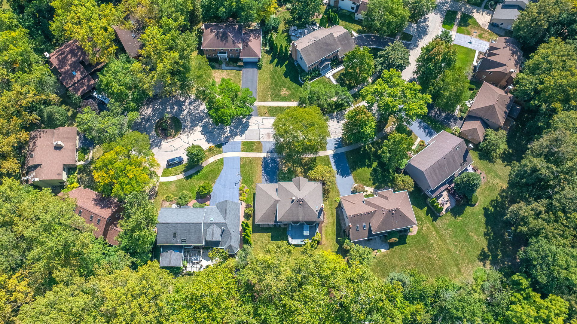 825 Biltmore Court, Naperville, IL 60563