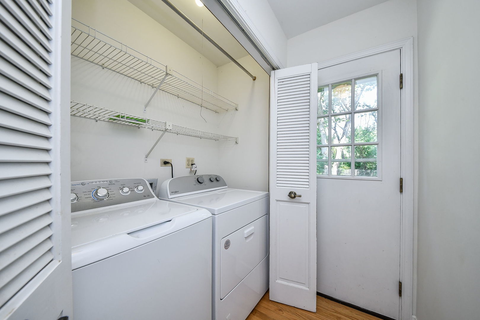 825 Biltmore Court, Naperville, IL 60563