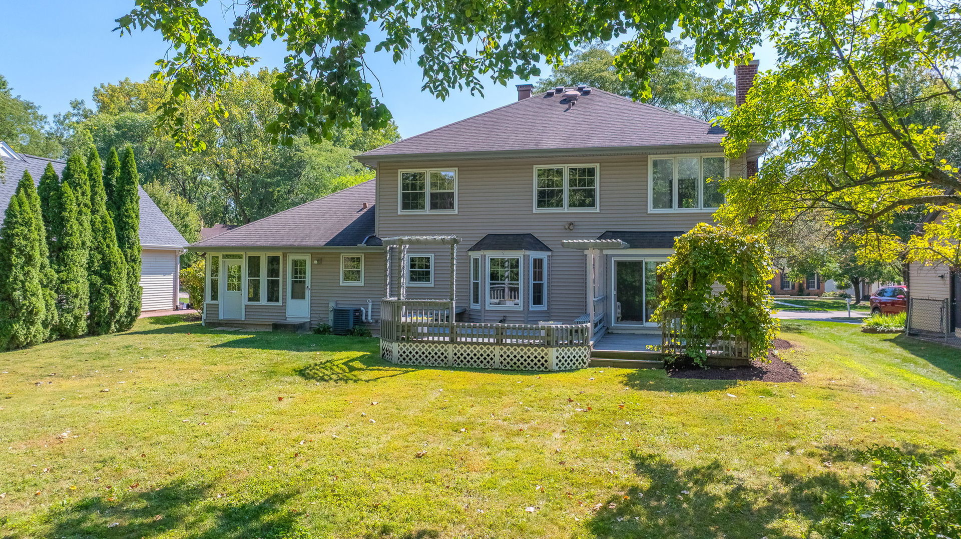 825 Biltmore Court, Naperville, IL 60563