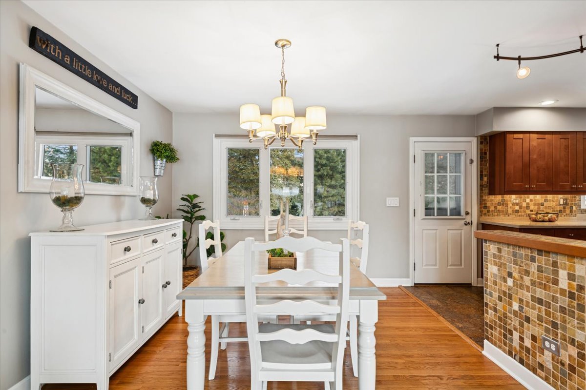 430 Valley View Drive, Downers Grove, IL 60516