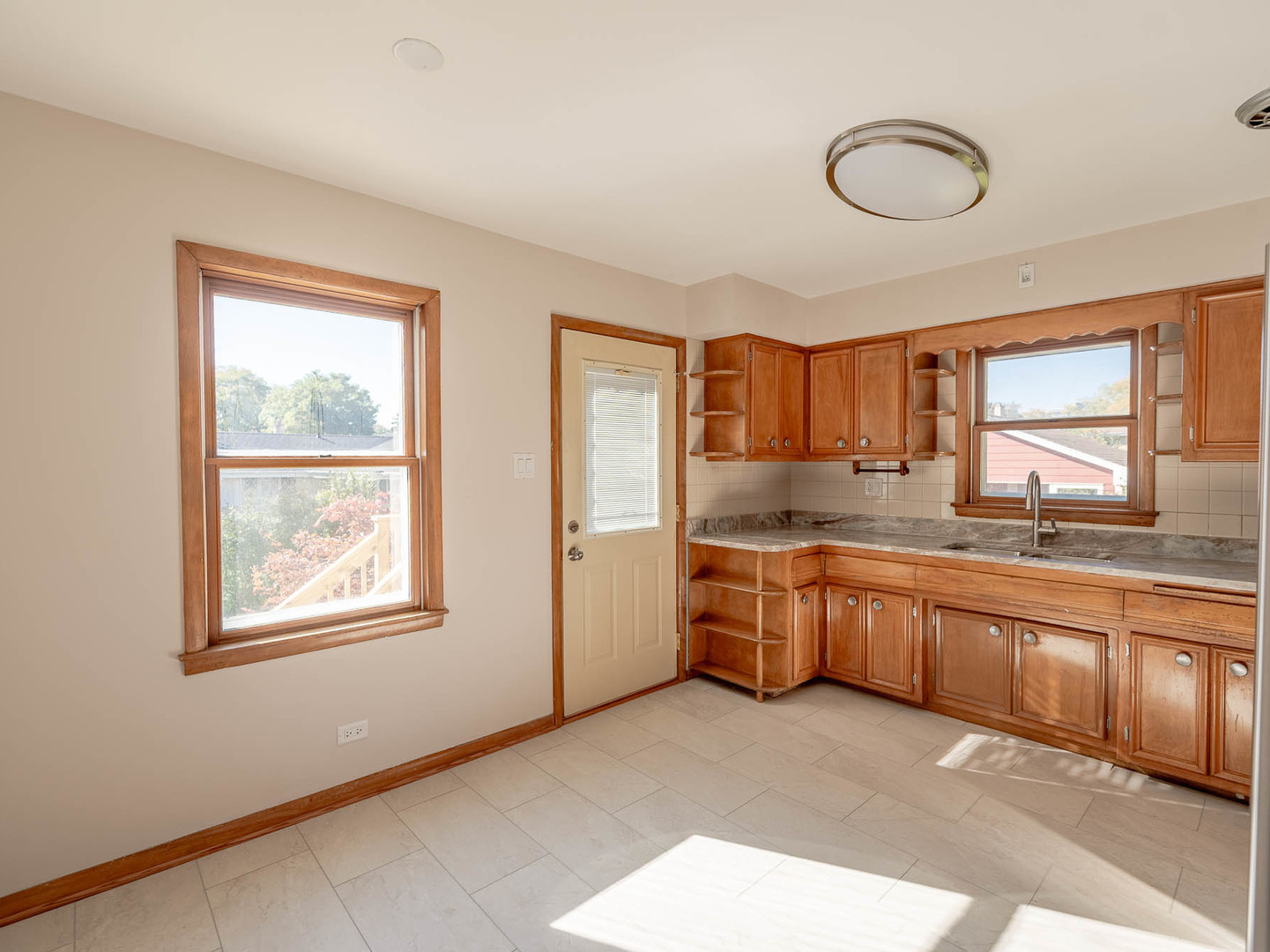 2228 High Ridge Parkway, Hillside, IL 60162