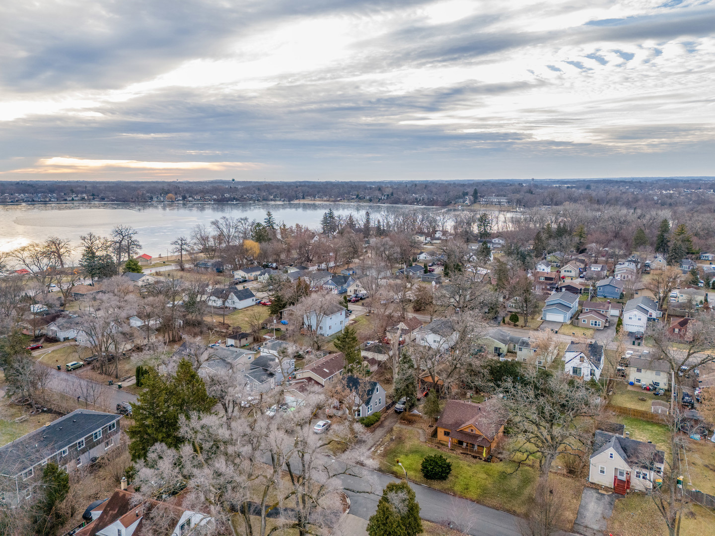 111 Ferndale Drive, Round Lake Beach, IL 60073