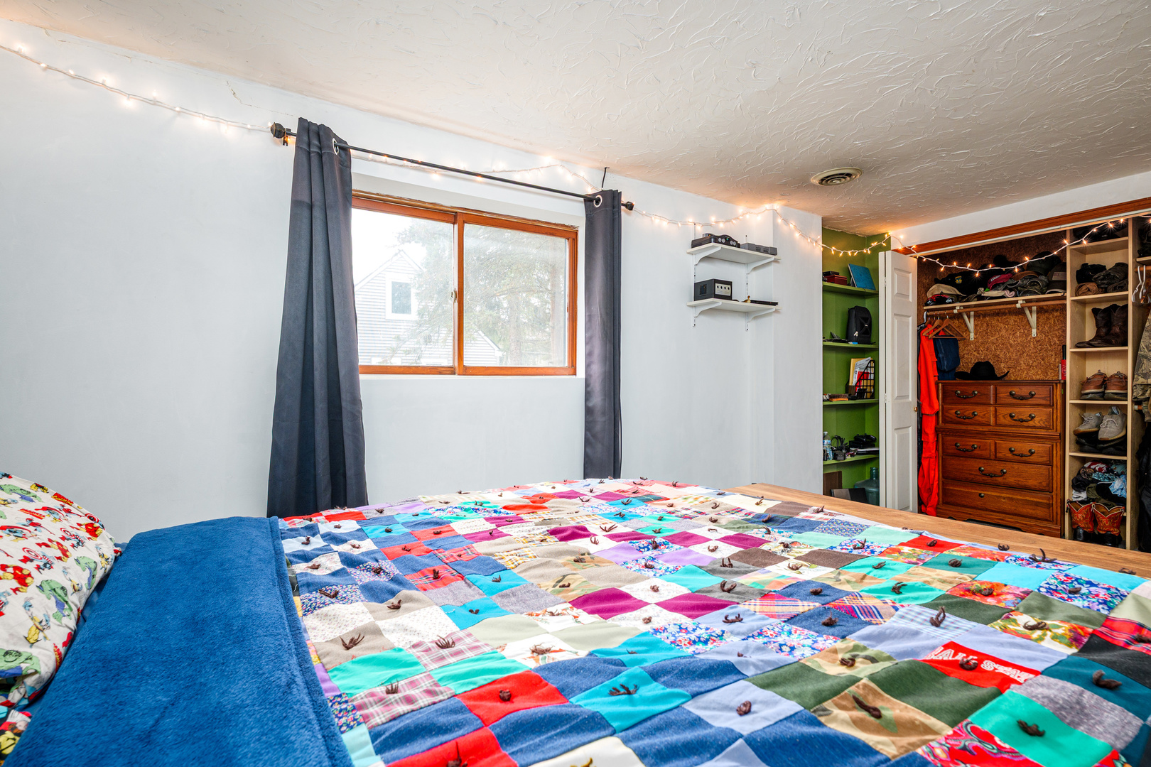 111 Ferndale Drive, Round Lake Beach, IL 60073