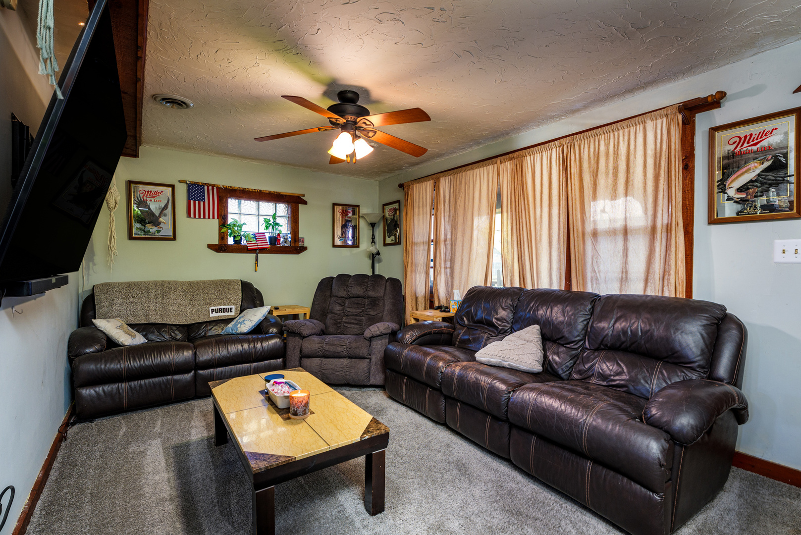 111 Ferndale Drive, Round Lake Beach, IL 60073