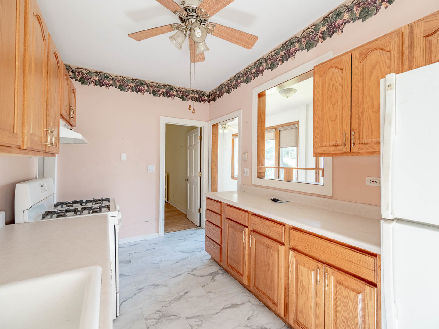 10735 S Prospect Avenue, Chicago, IL 60643