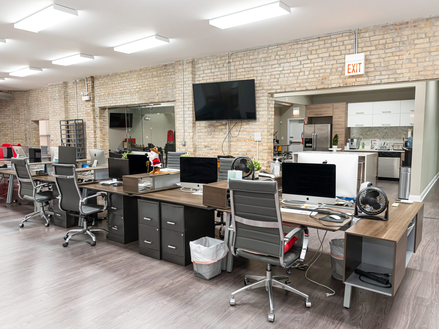 7105 S Yates Avenue, Chicago, IL 60649