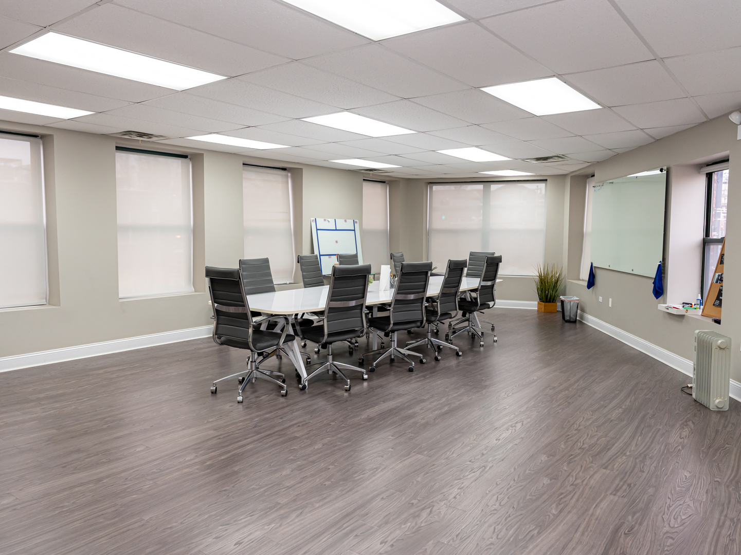 7105 S Yates Avenue, Chicago, IL 60649