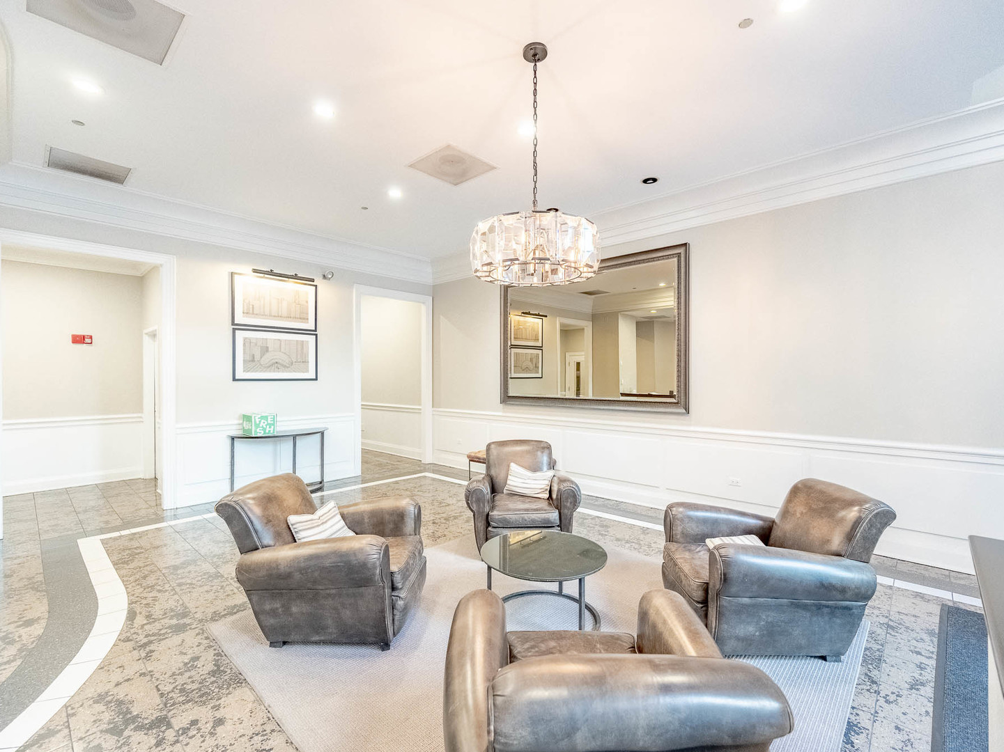 630 N State Street #2204, Chicago, IL 60654