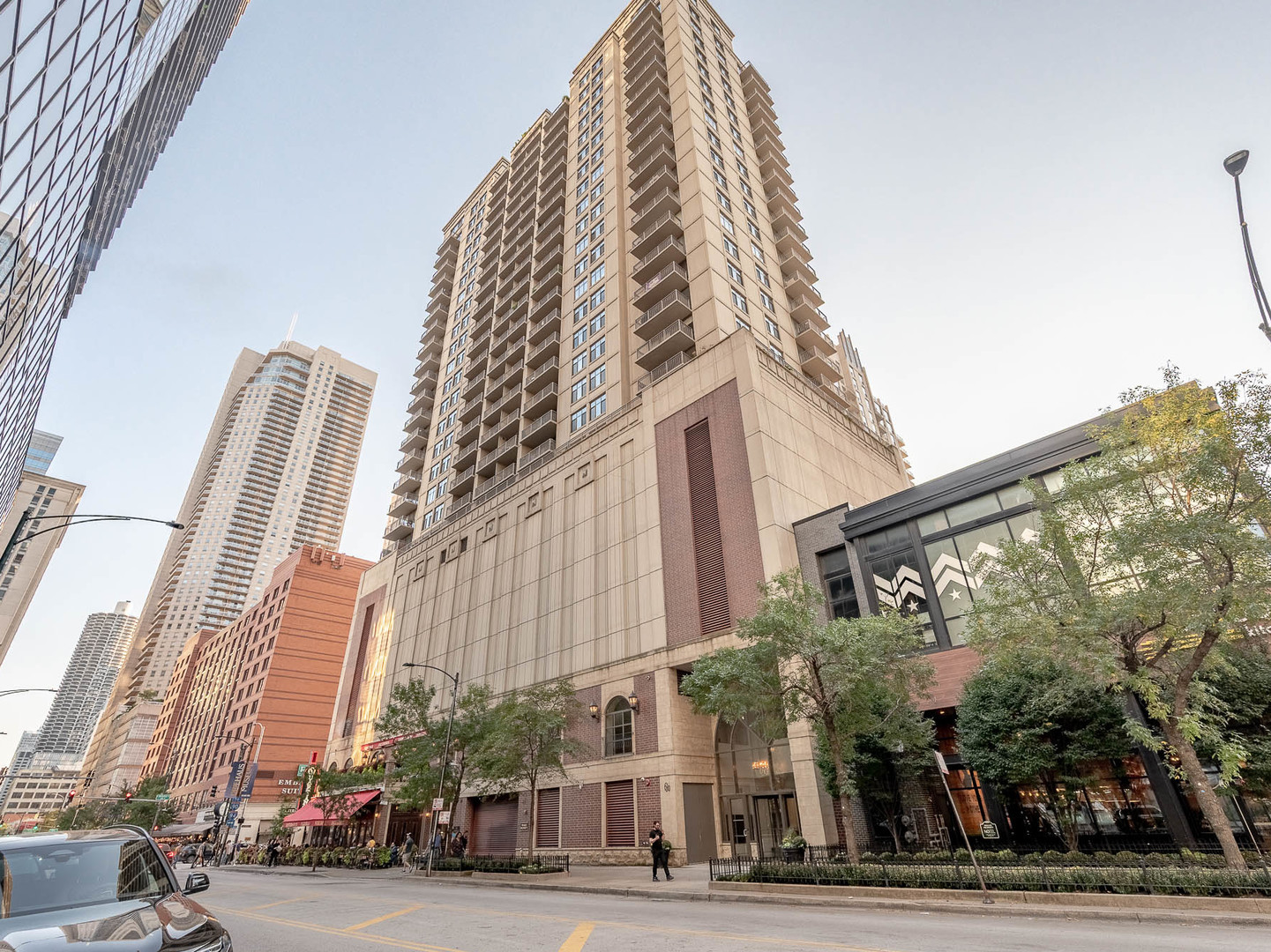 630 N State Street #2204, Chicago, IL 60654