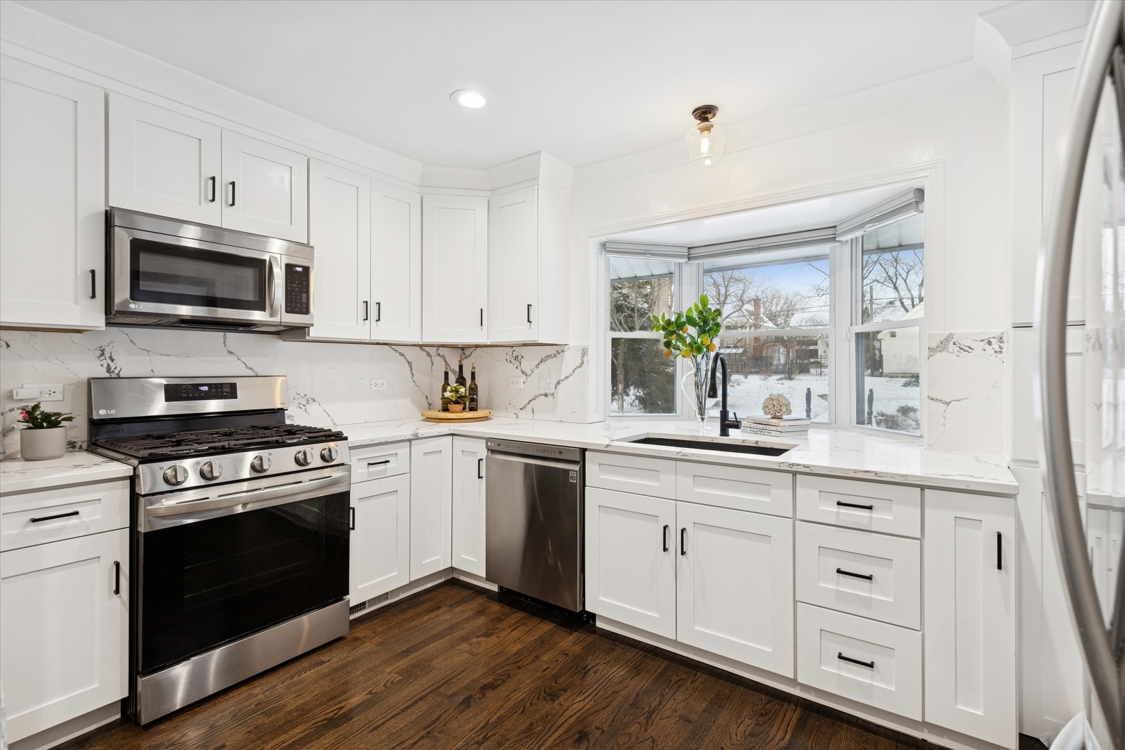 319 May Avenue, Glen Ellyn, IL 60137