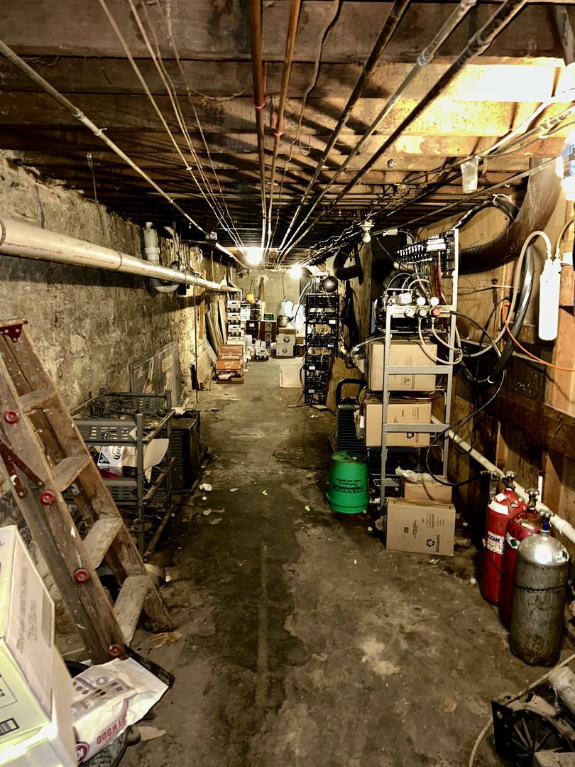 156 E Lincoln Highway, DeKalb, IL 60115