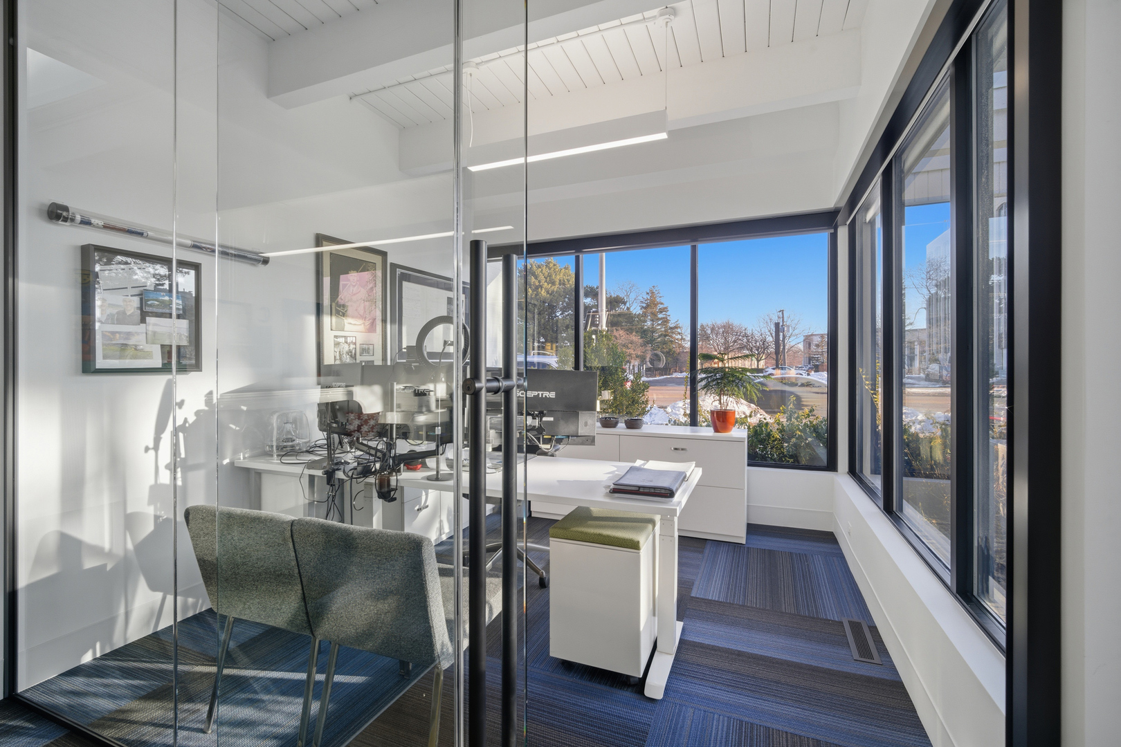 836 Skokie Boulevard, Northbrook, IL 60062