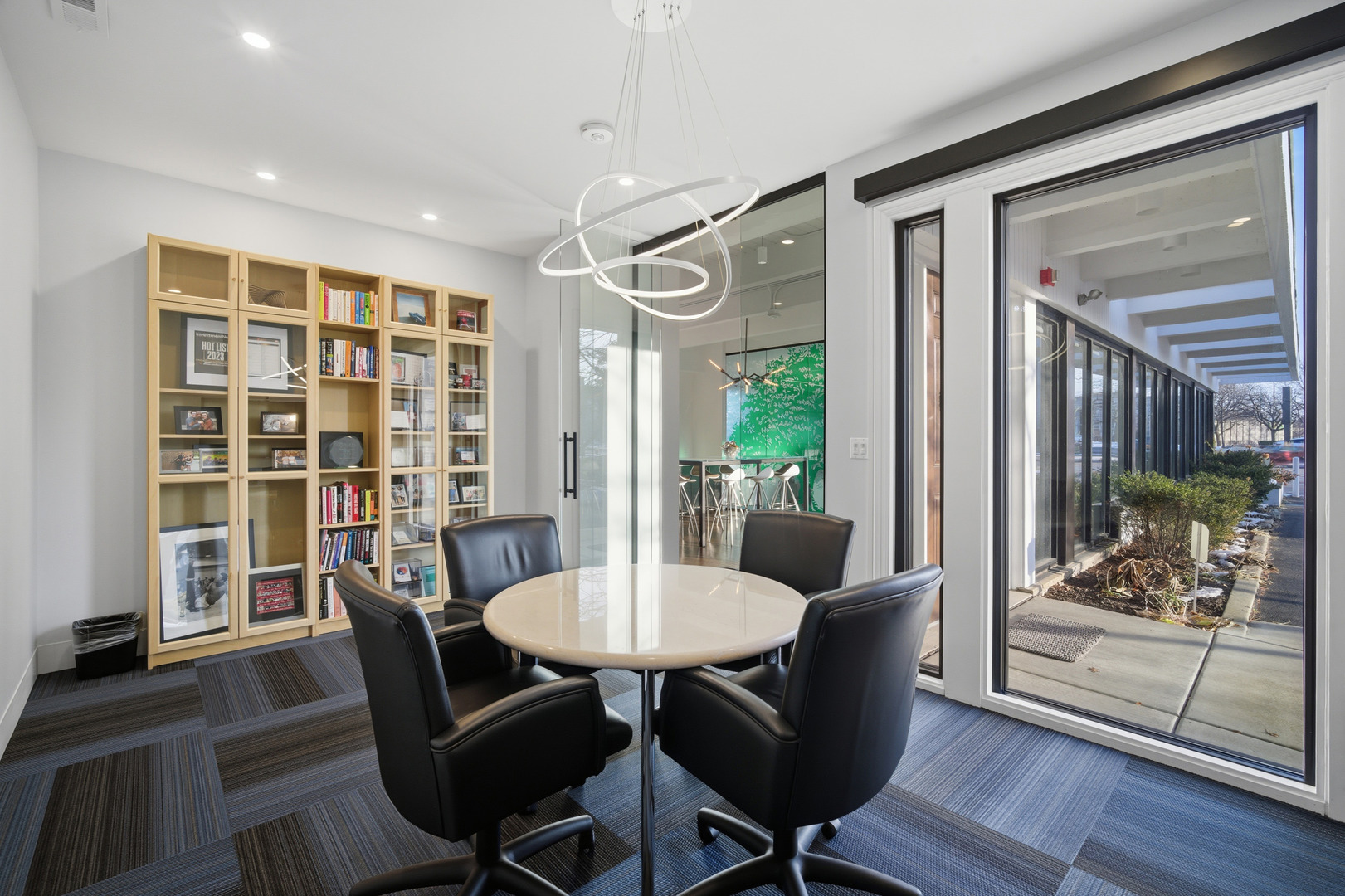 836 Skokie Boulevard, Northbrook, IL 60062