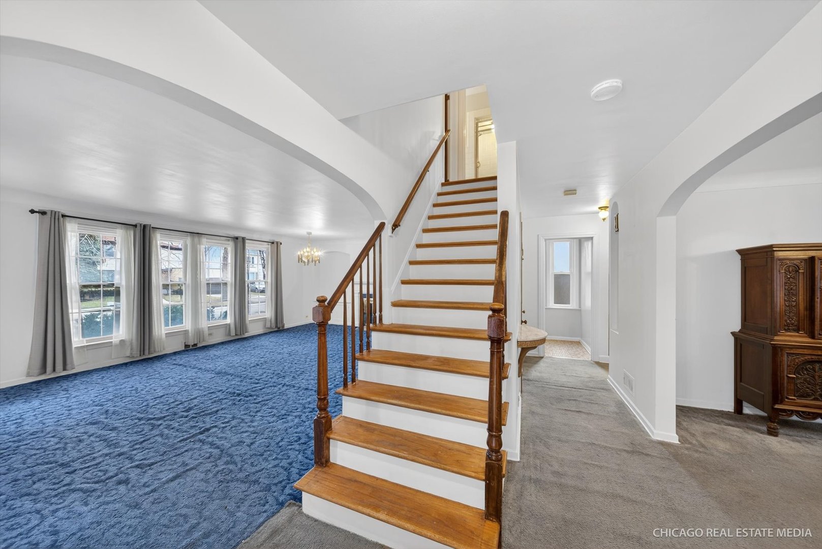 2921 W Gregory Street, Chicago, IL 60625