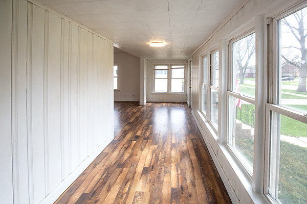 329 S Monterey Avenue, Villa Park, IL 60181