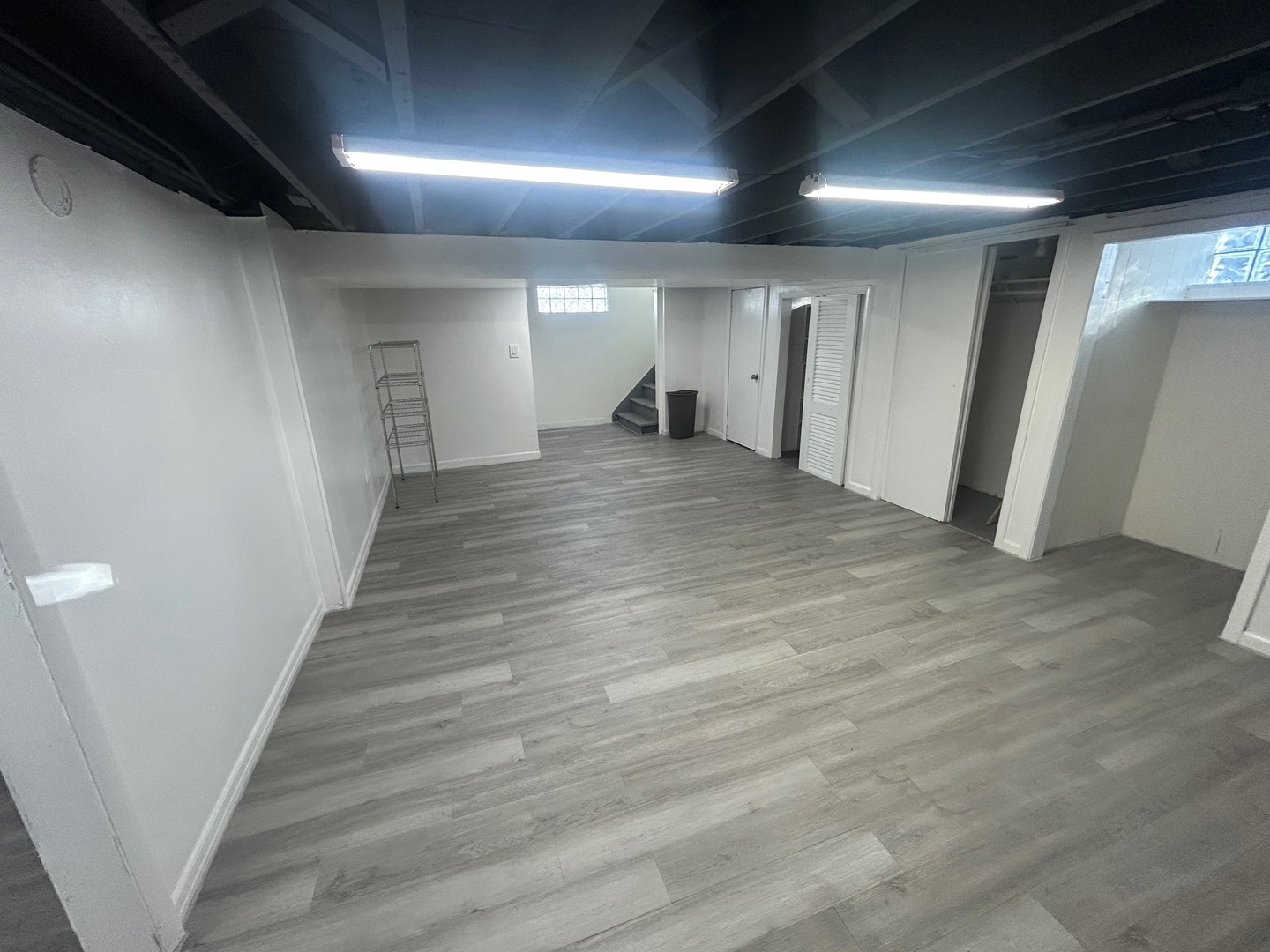 329 S Monterey Avenue, Villa Park, IL 60181