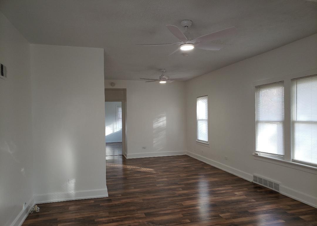 329 S Monterey Avenue, Villa Park, IL 60181