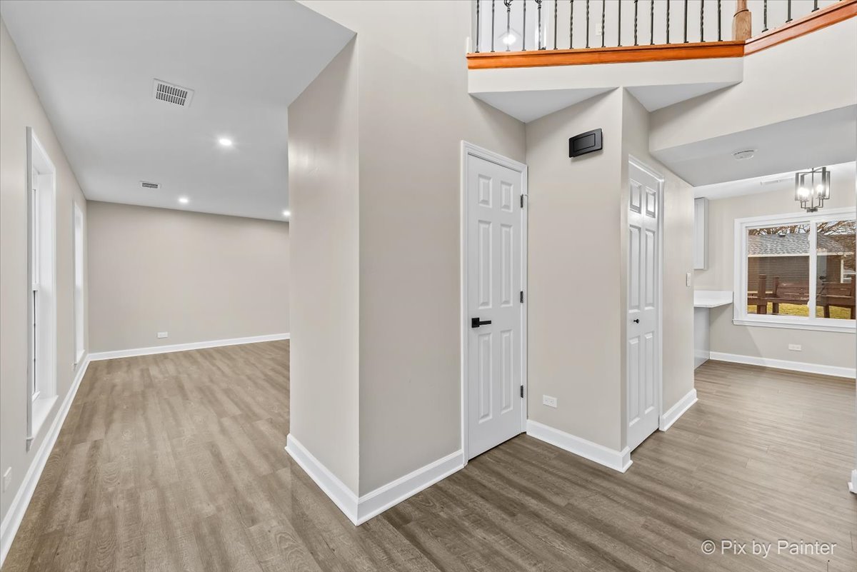 1700 Wildwood Lane, Hanover Park, IL 60133