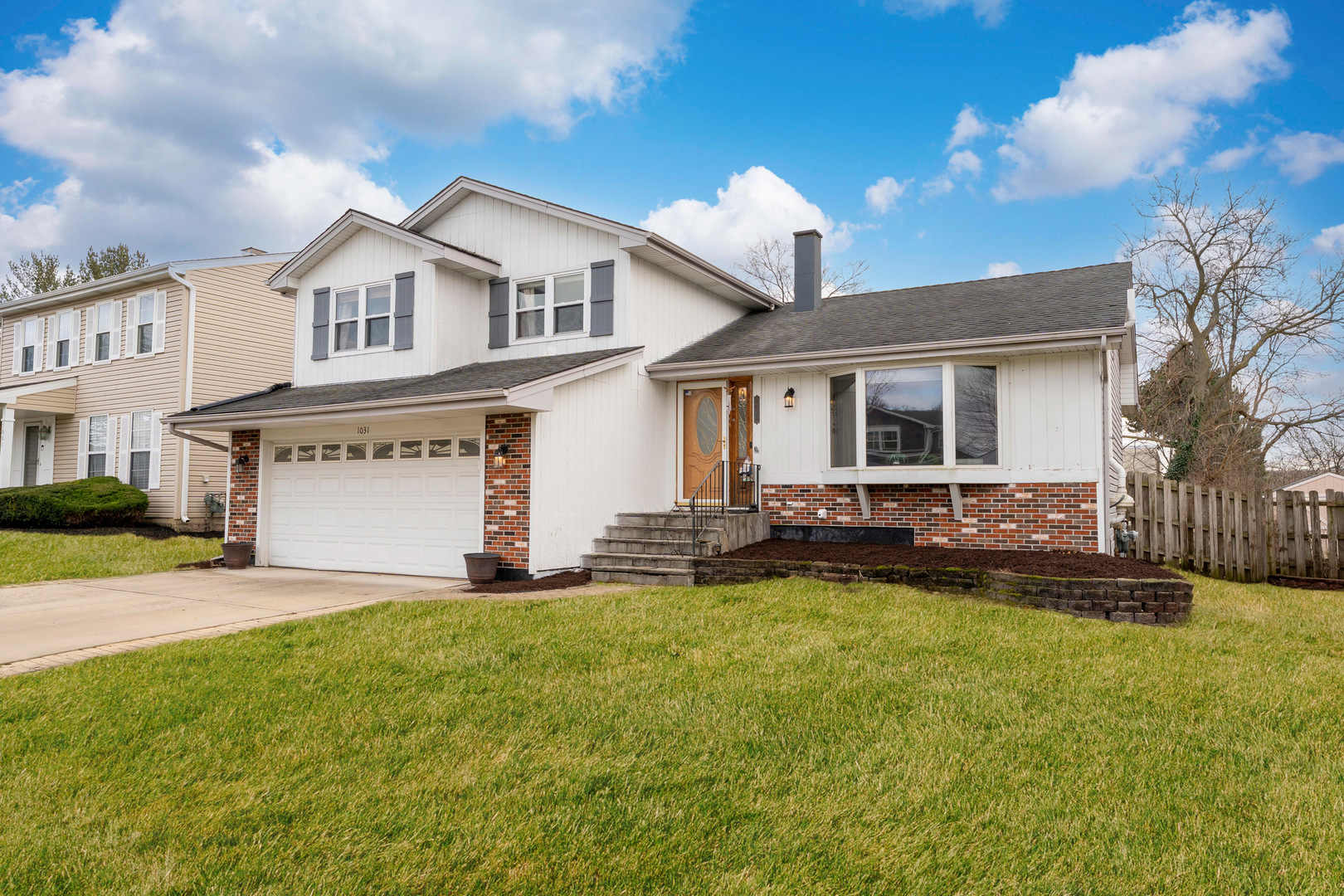 1031 W Shedron Way, Lombard, IL 60148